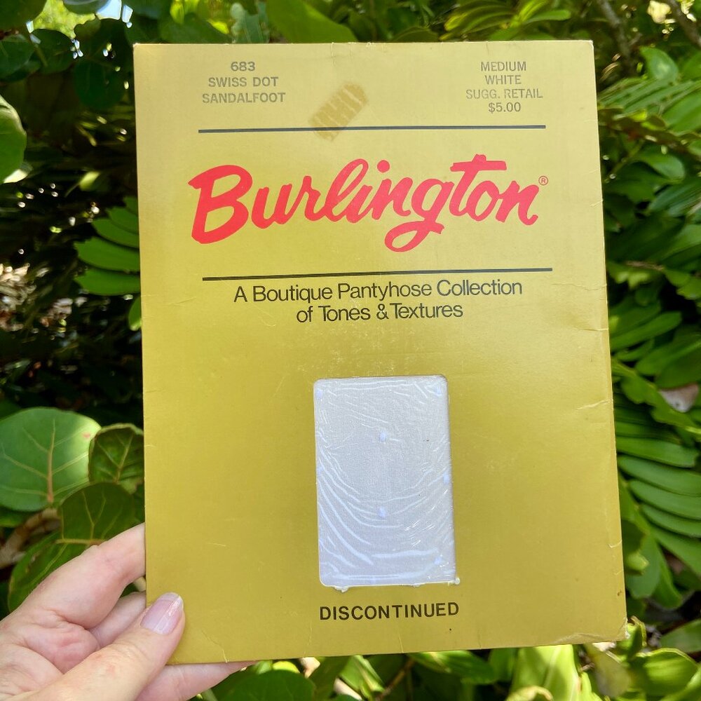 New Vintage BURLINGTON Swiss Dot Sandalfoot Pantyhose Medium White Style 683 NOS